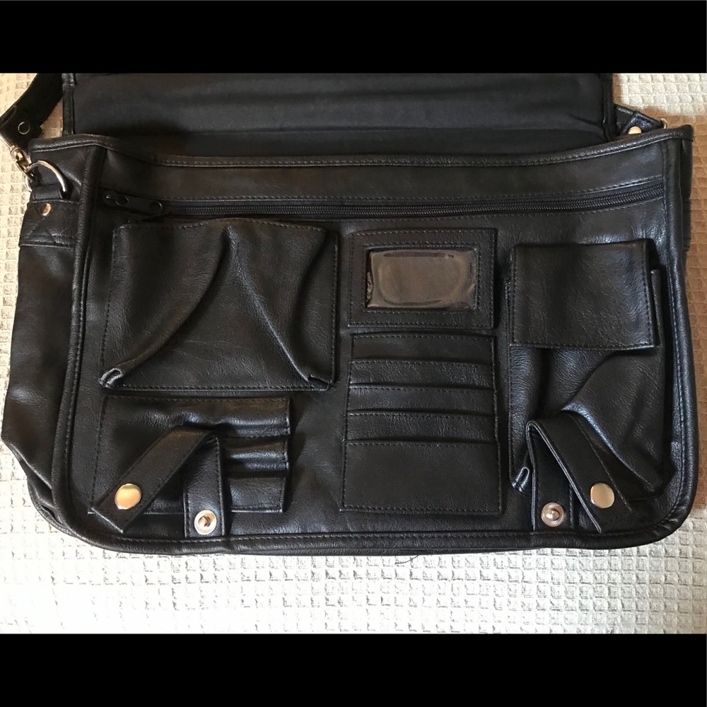 Leather-like laptop/school/business commuter bag - Picture 4 of 11